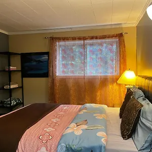beddington-private-room-close-airport.calgaryhotelsearch.com/